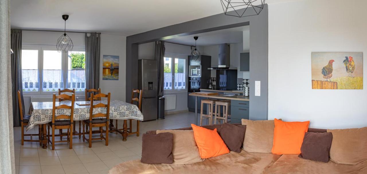 Paisible Maison Entiere 140M2 Avec Veranda Vue Sur La Campagne Renwez Exterior foto