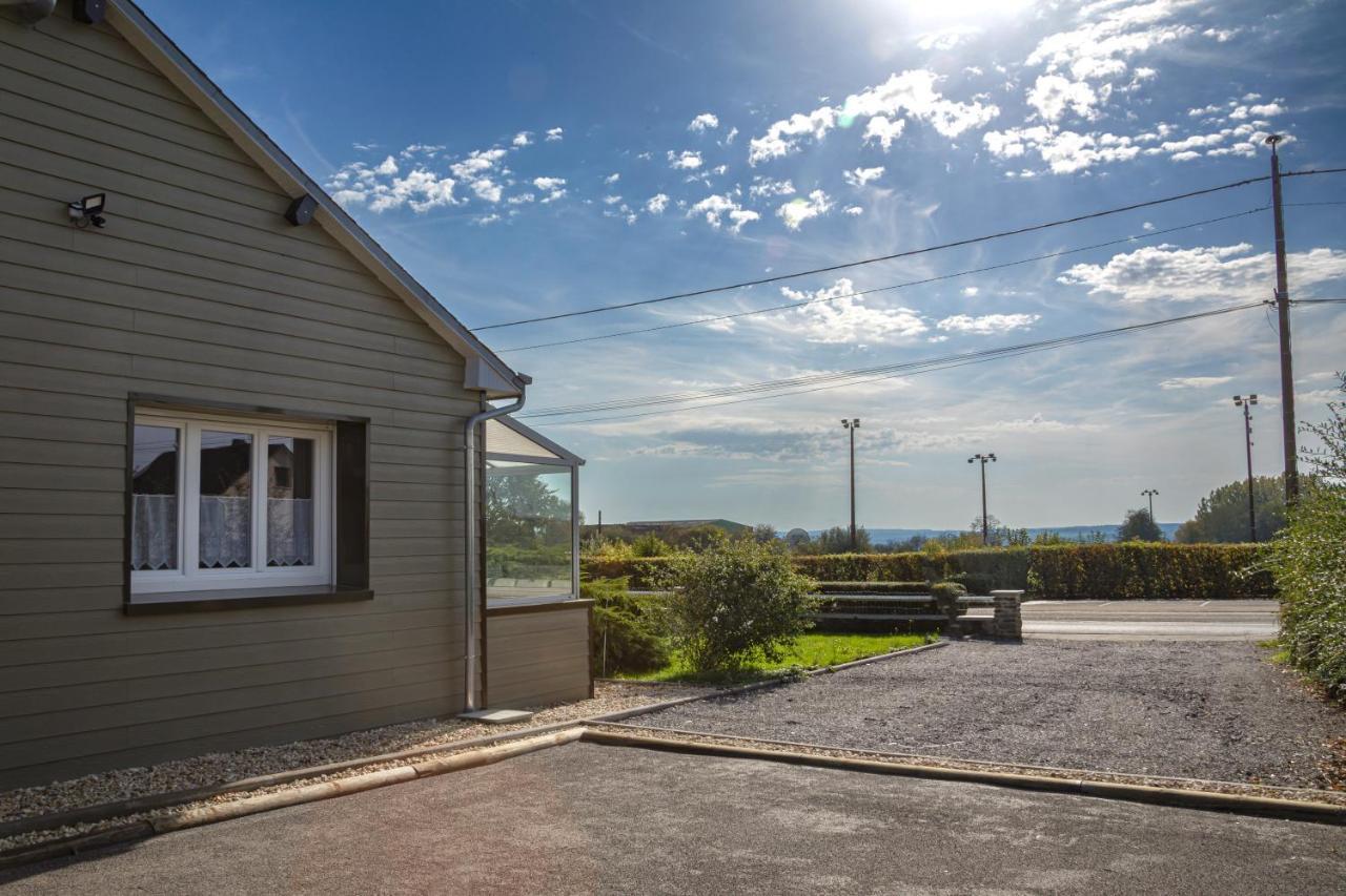Paisible Maison Entiere 140M2 Avec Veranda Vue Sur La Campagne Renwez Exterior foto